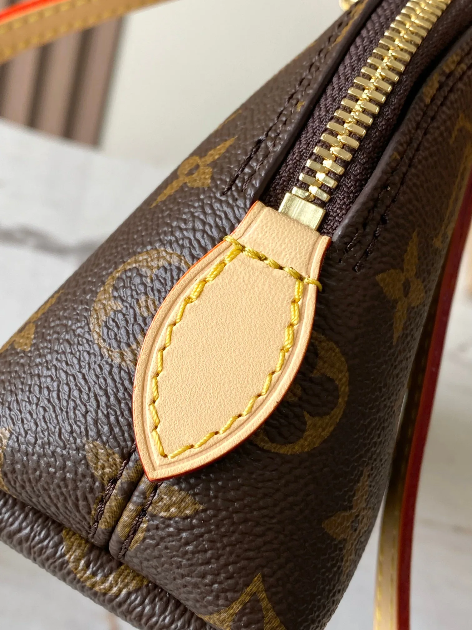 Классические Сумки Женские Michael Kors 11701540