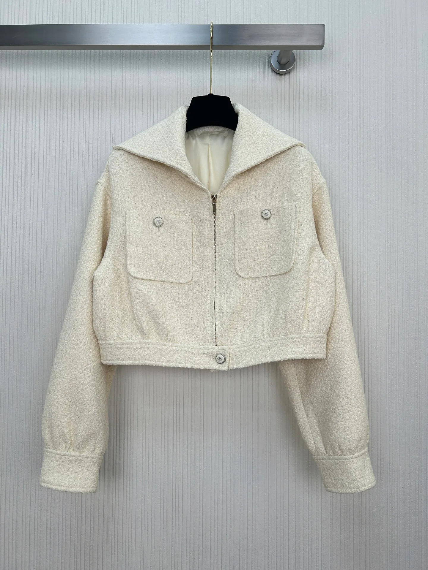 Куртки И Пуховики Женские Chanel 6651260