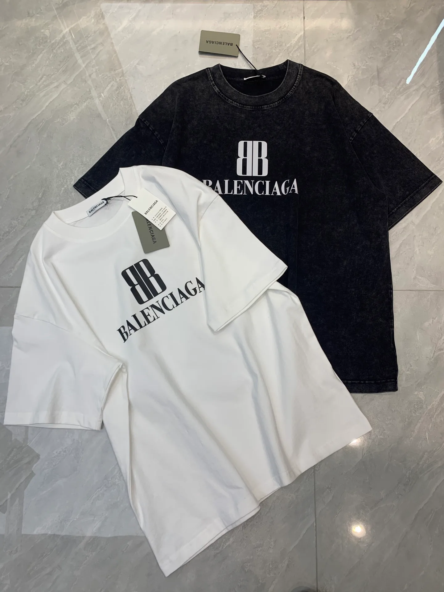 Футболки Женские Balenciaga 1859854