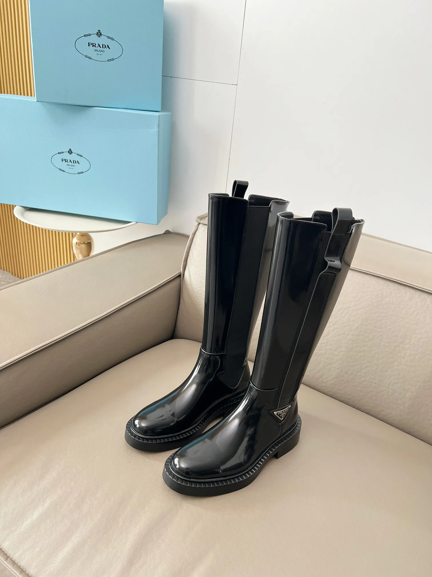 Сапоги Женские Prada 17957429