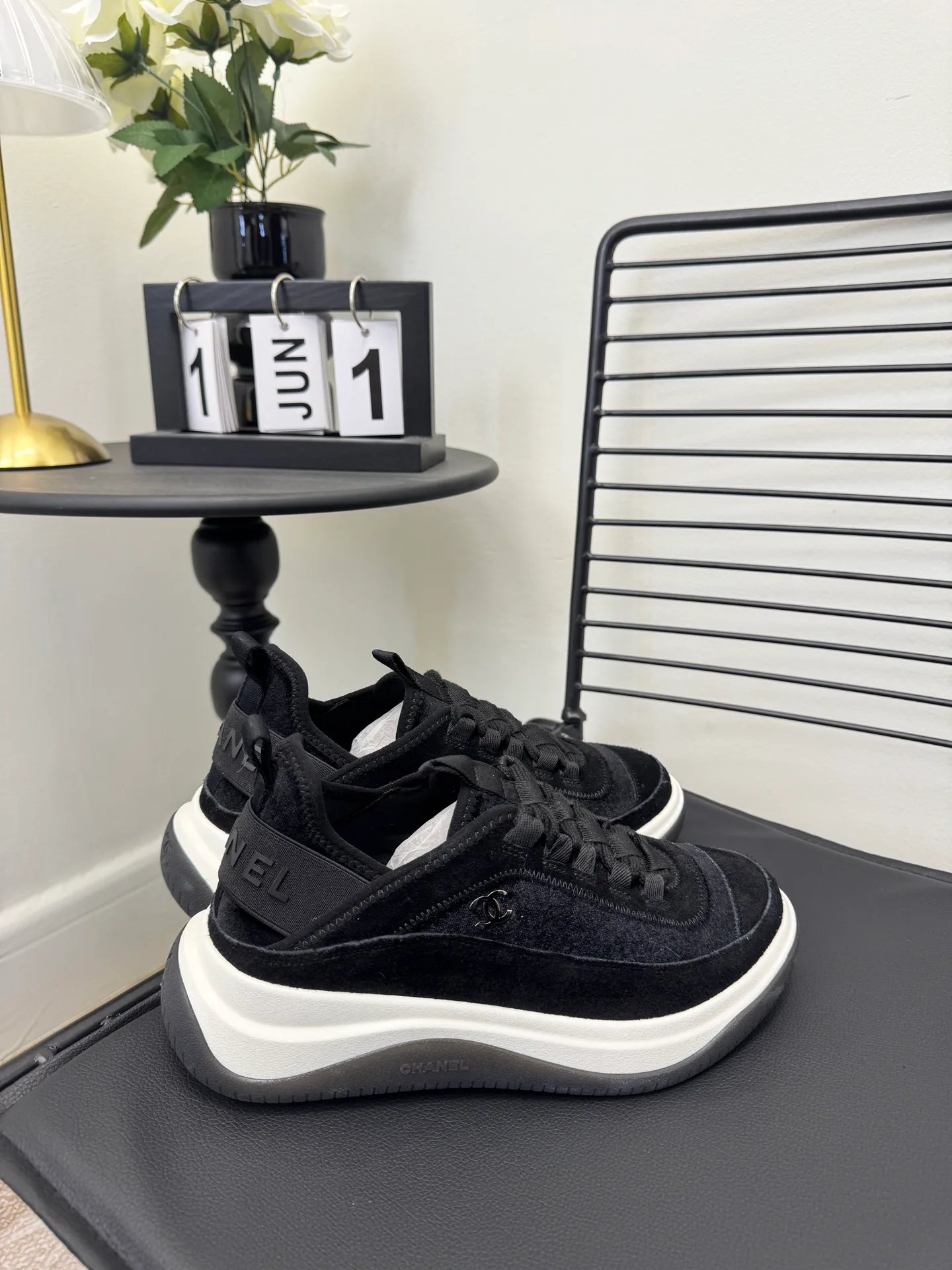 Кроссовки Женские Chanel 11494633