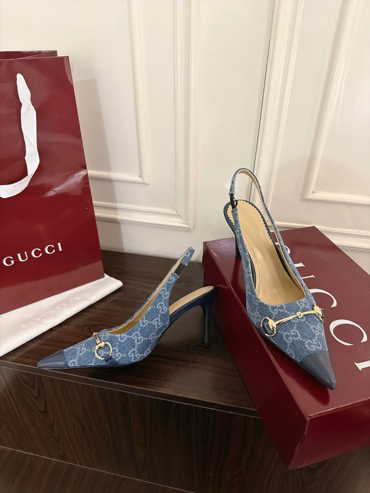 Туфли Женские Gucci 19483556