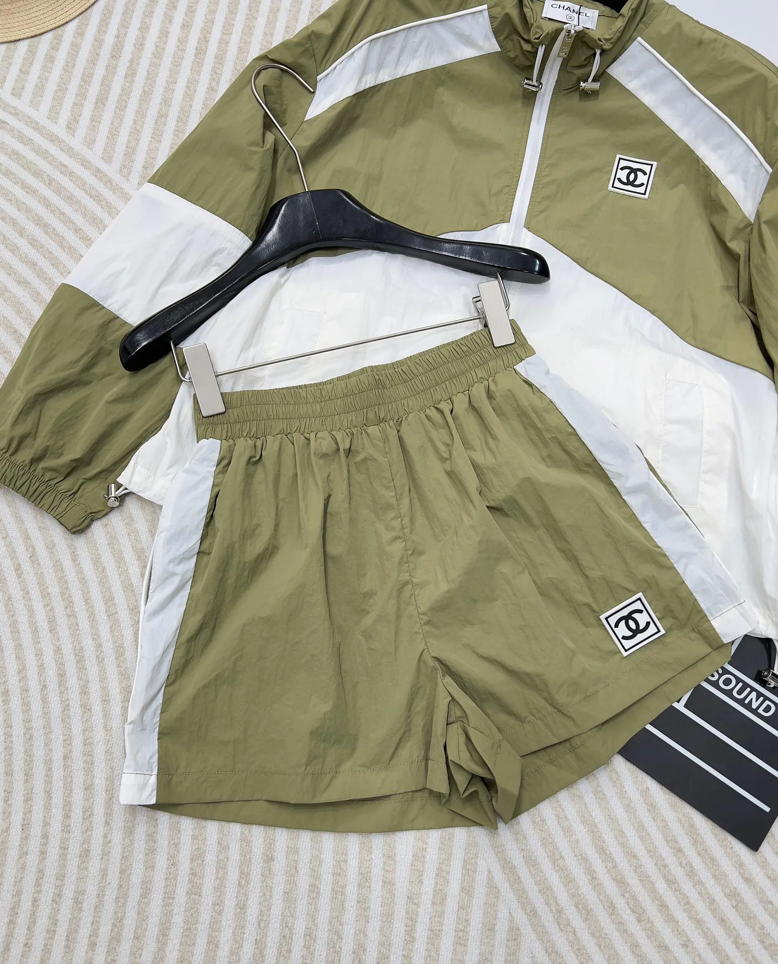 Костюмы Женские Chanel 11759300