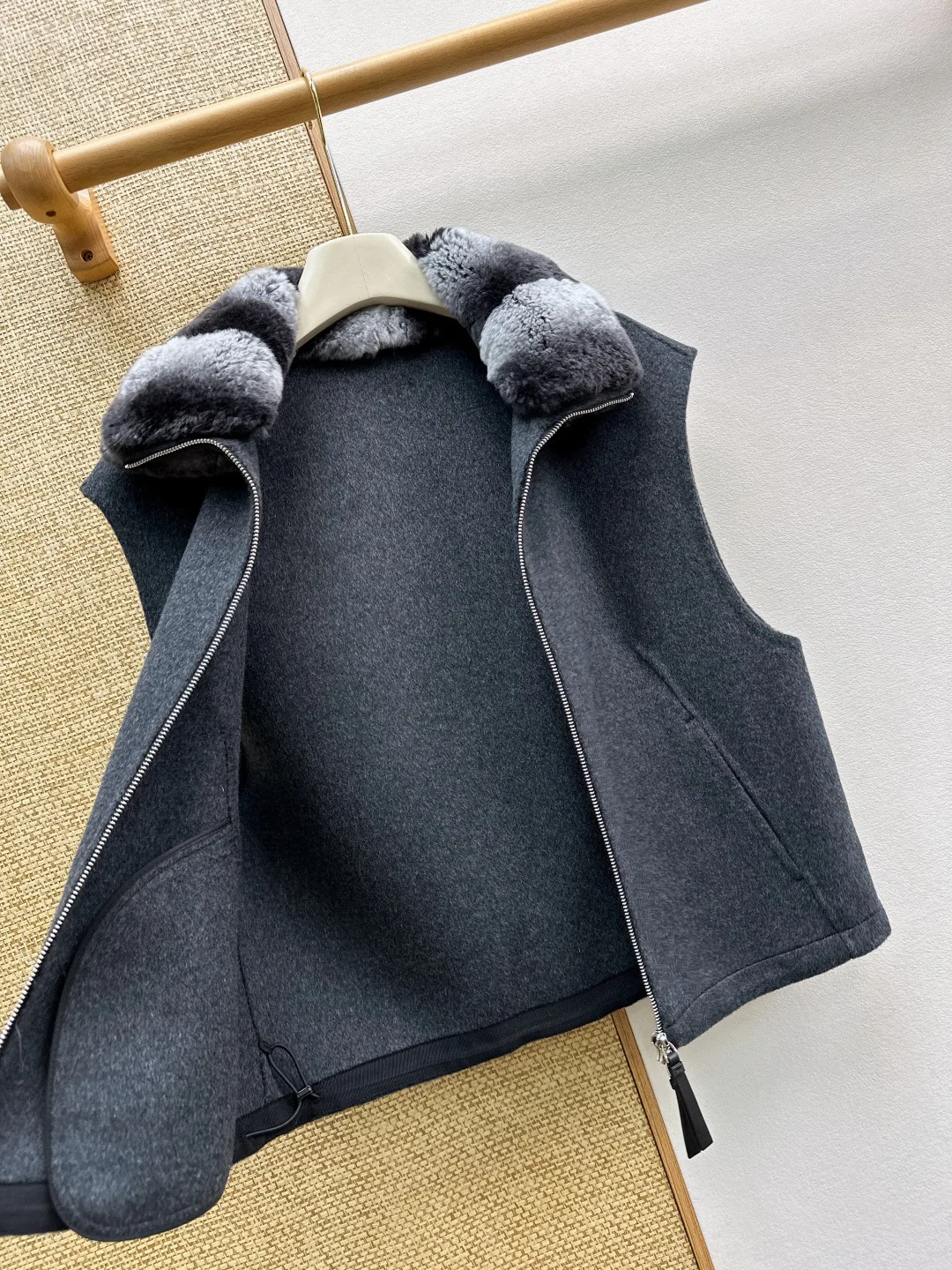 Жилеты Женские Loro Piana 18498331