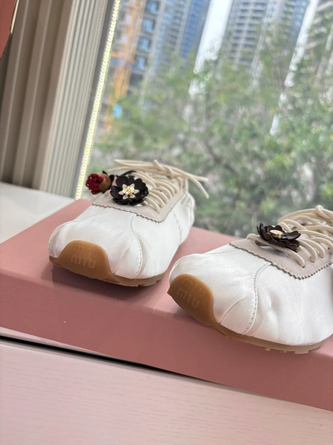 Кроссовки Женские Miu Miu 1138169