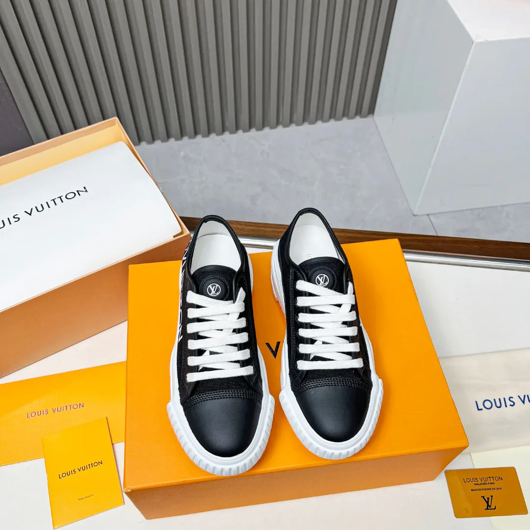 Кроссовки Женские Louis Vuitton 24816