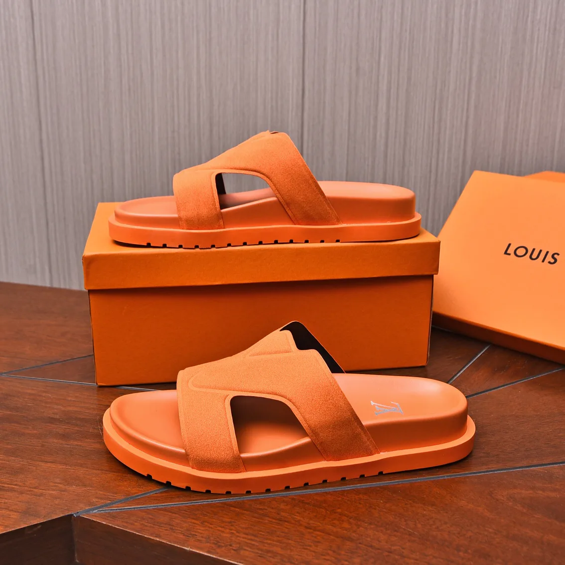 Шлепанцы Мужские Louis Vuitton 12122