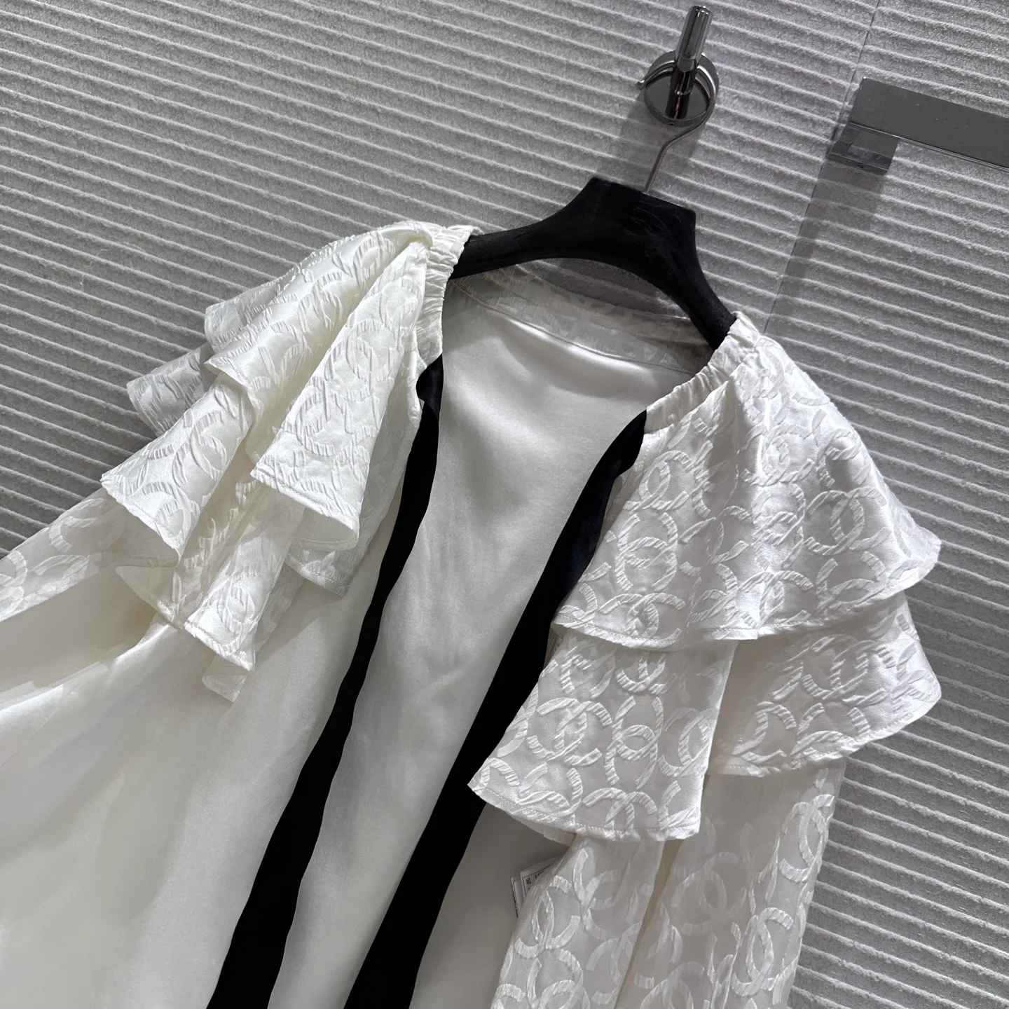 Рубашки Женские Chanel 11210170