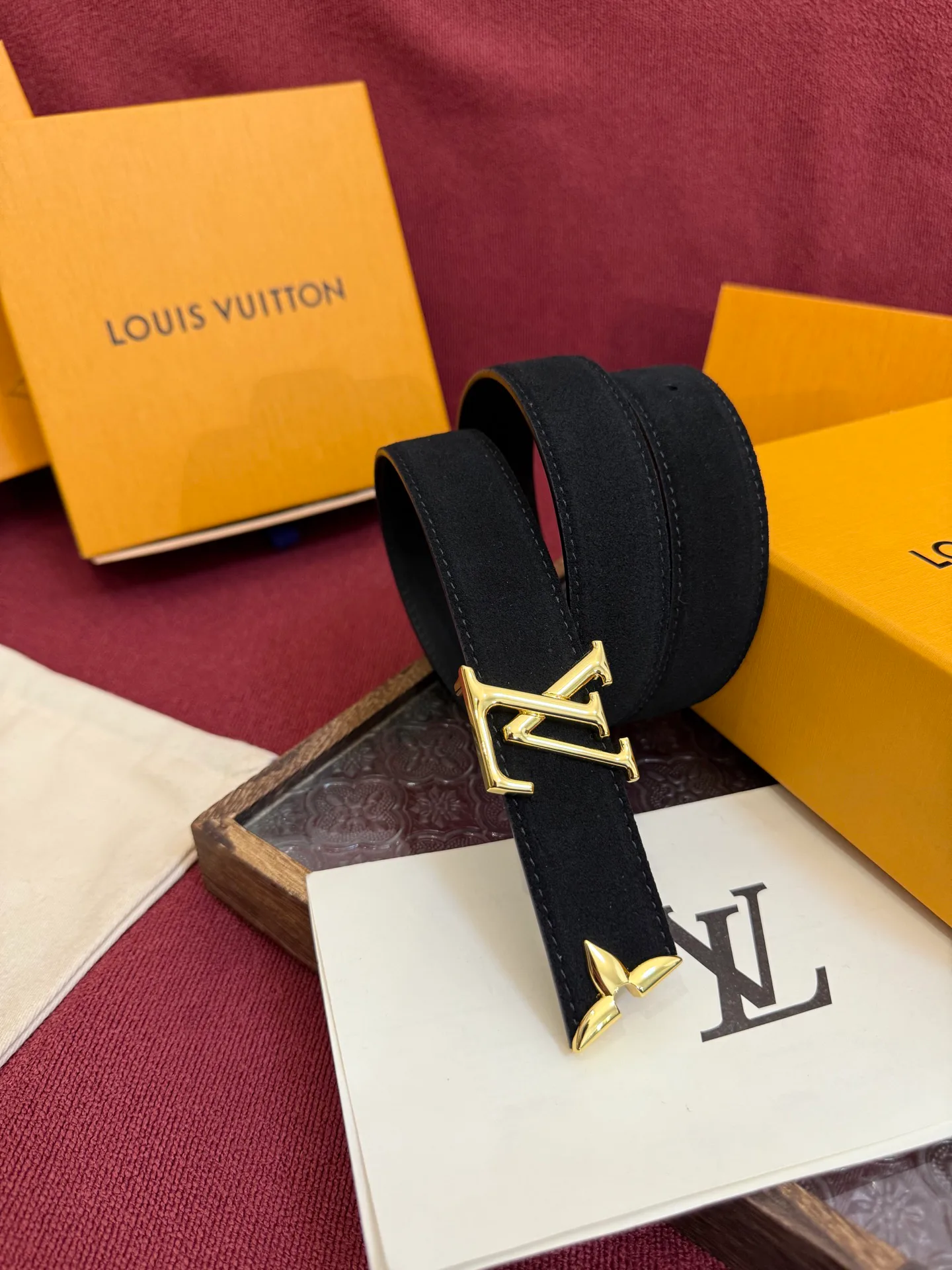 Ремни Louis Vuitton 420703