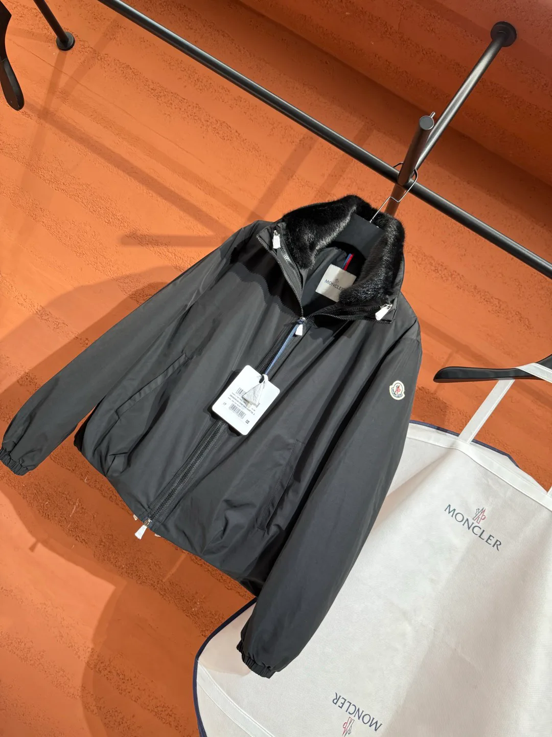 Куртки И Пуховики Женские Moncler 19579919