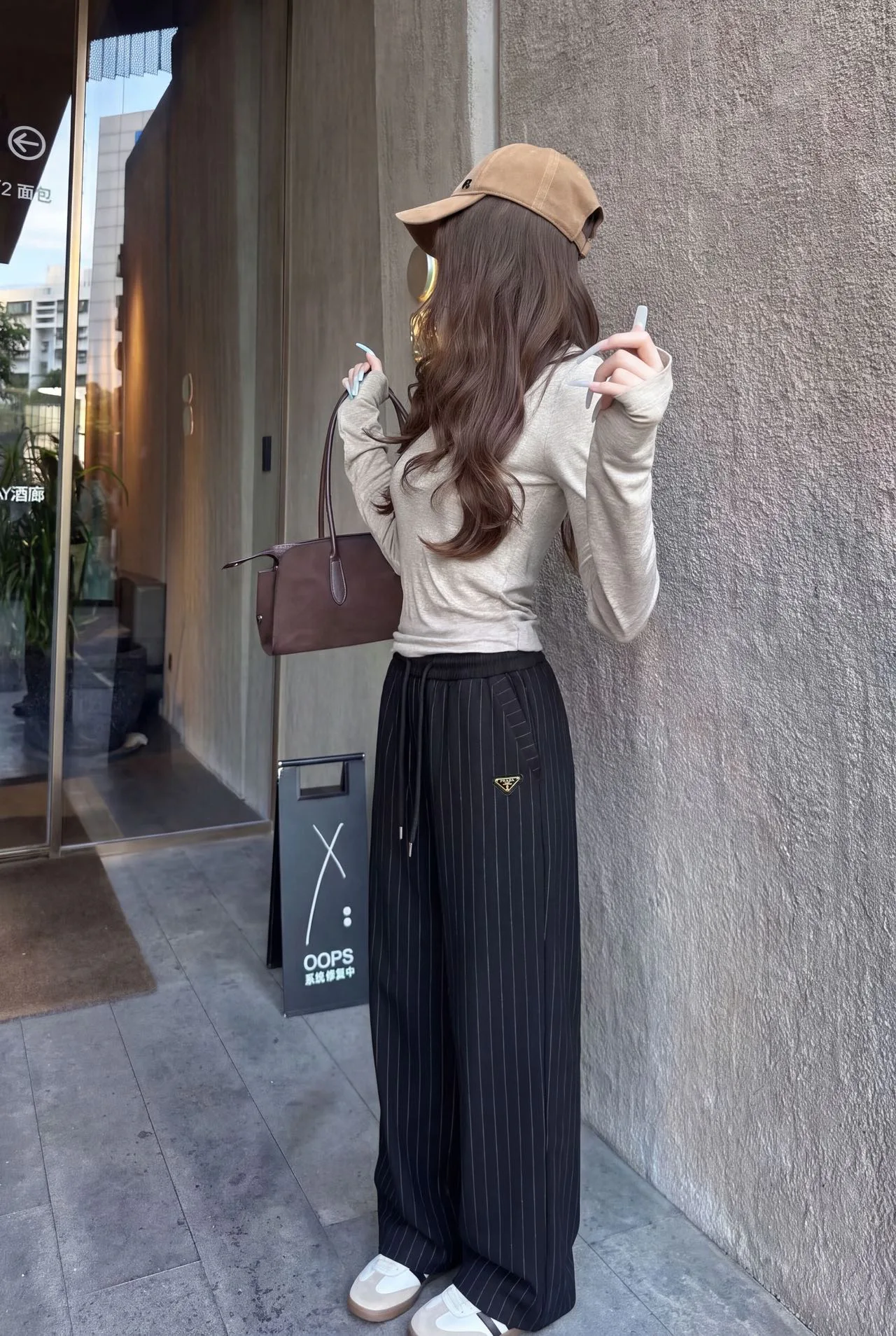 Брюки Женские Prada 19332192