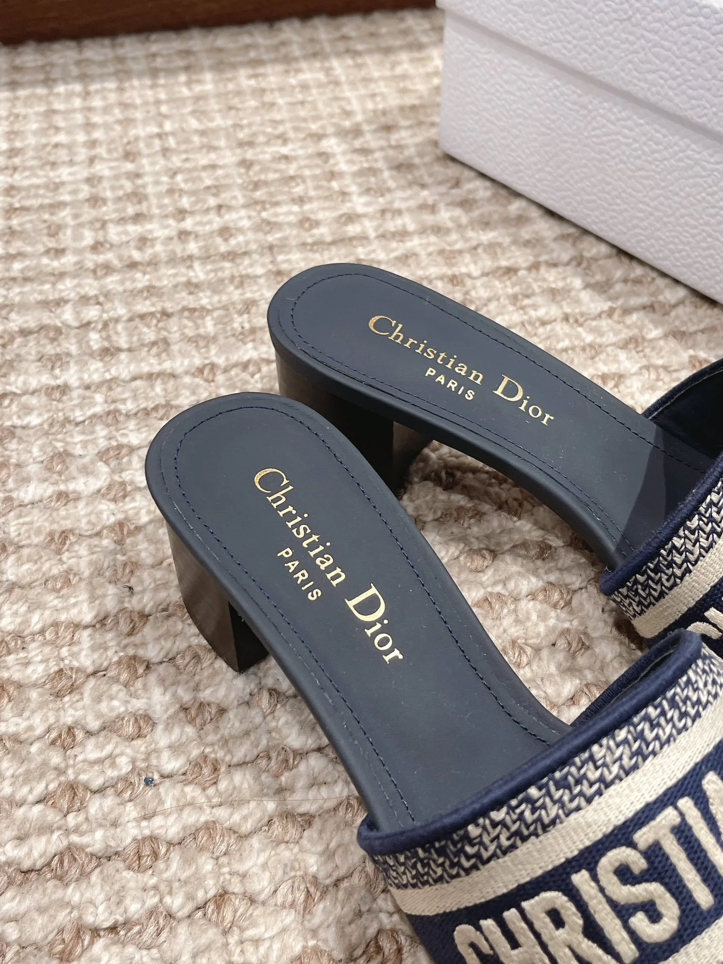 Босоножки Женские Christian Dior 11600085