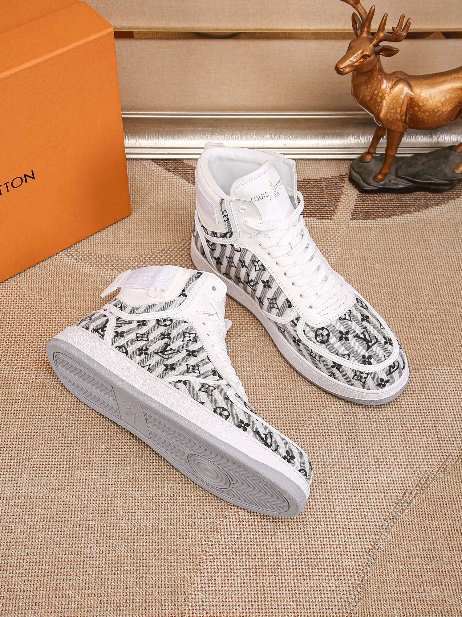 Ботинки Мужские Louis Vuitton 438120