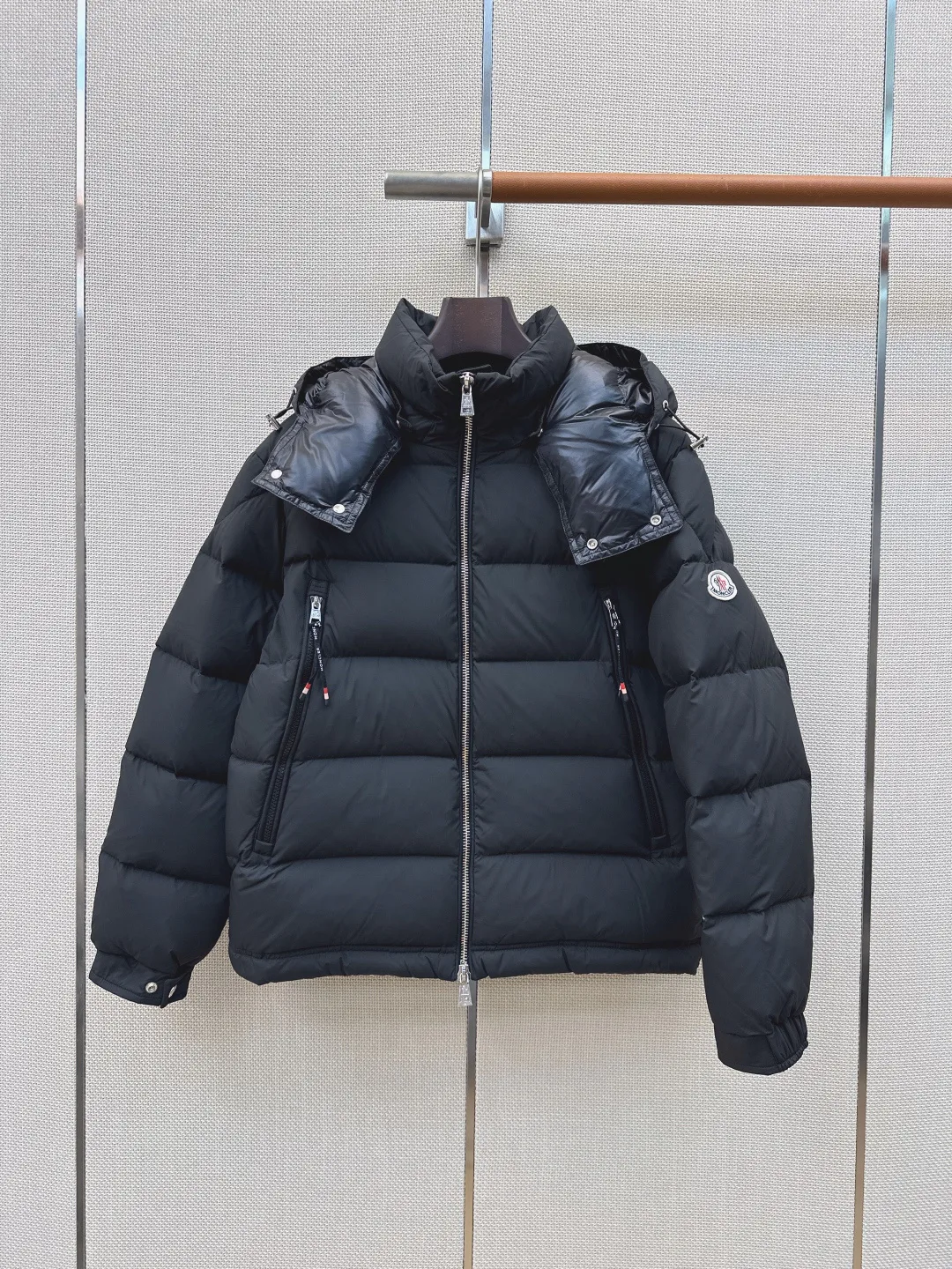 Куртки И Пуховики Женские Moncler 18489458