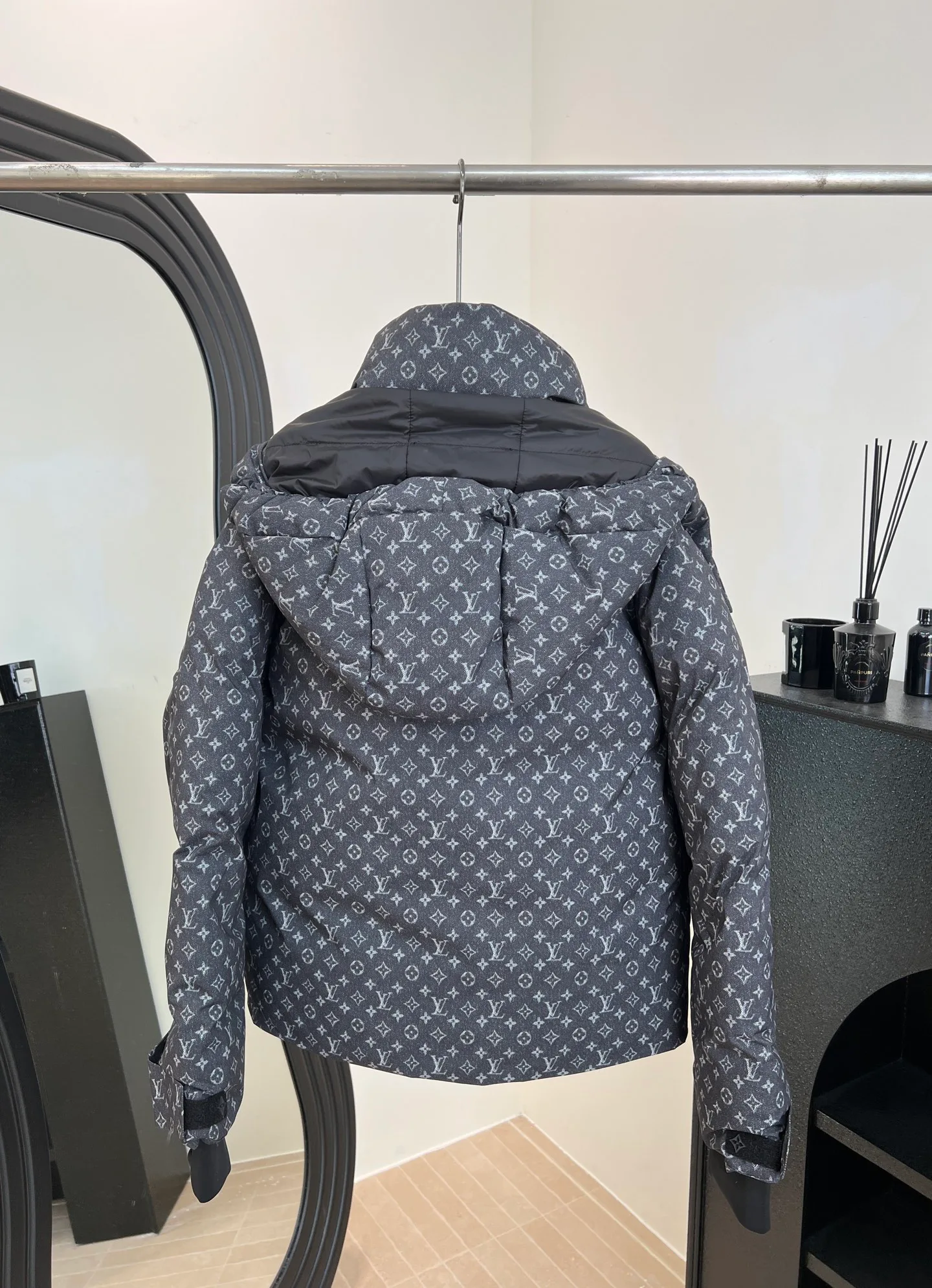 Куртки И Пуховики Женские Louis Vuitton 441416