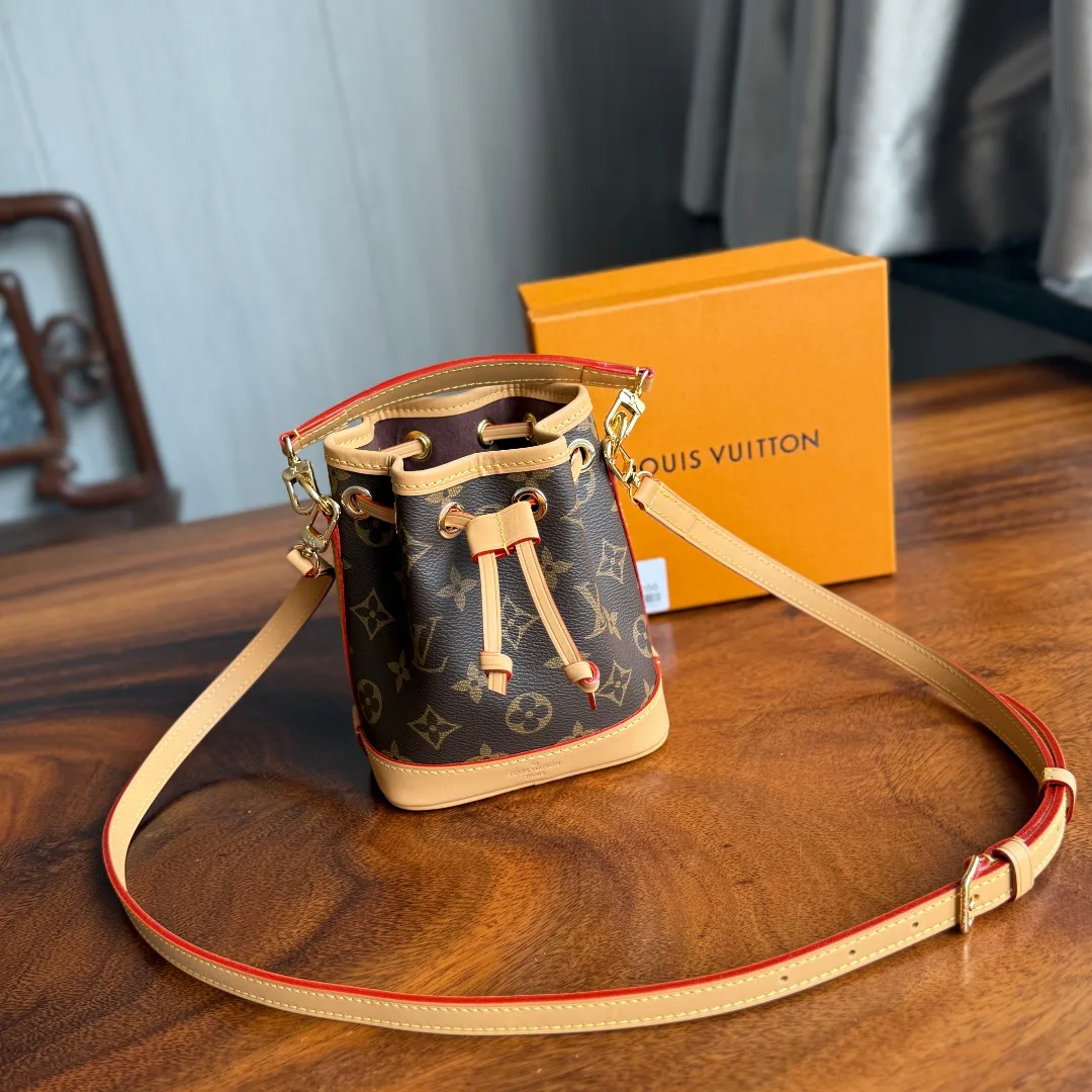 Сумки На Ремне Женские Louis Vuitton 724016