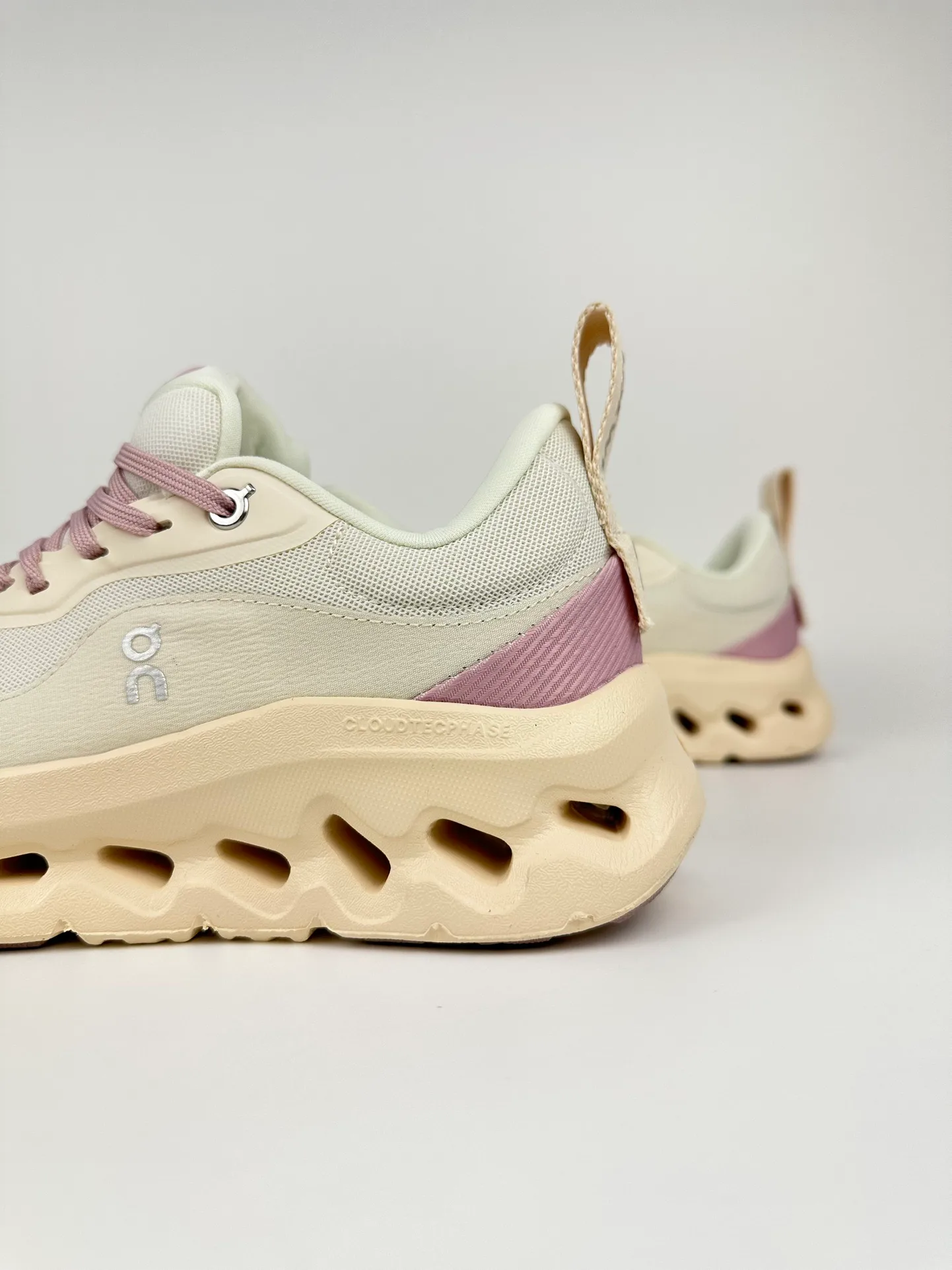 Кроссовки Женские Loewe 24831