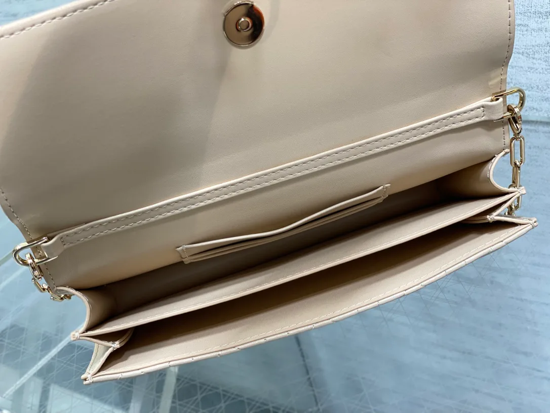 Клатчи Женские Christian Dior 11630152