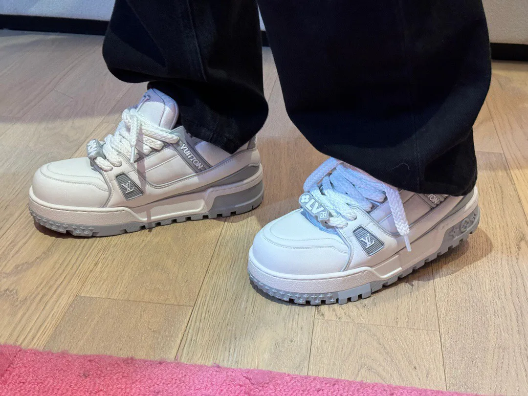 Кроссовки Женские Louis Vuitton 20293