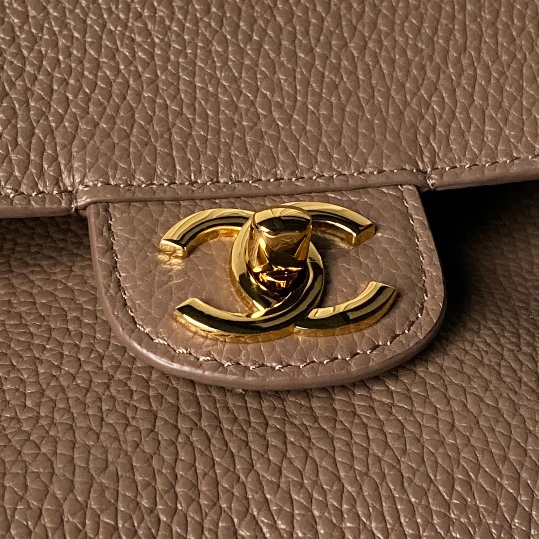 Классические Сумки Женские Chanel 18207830