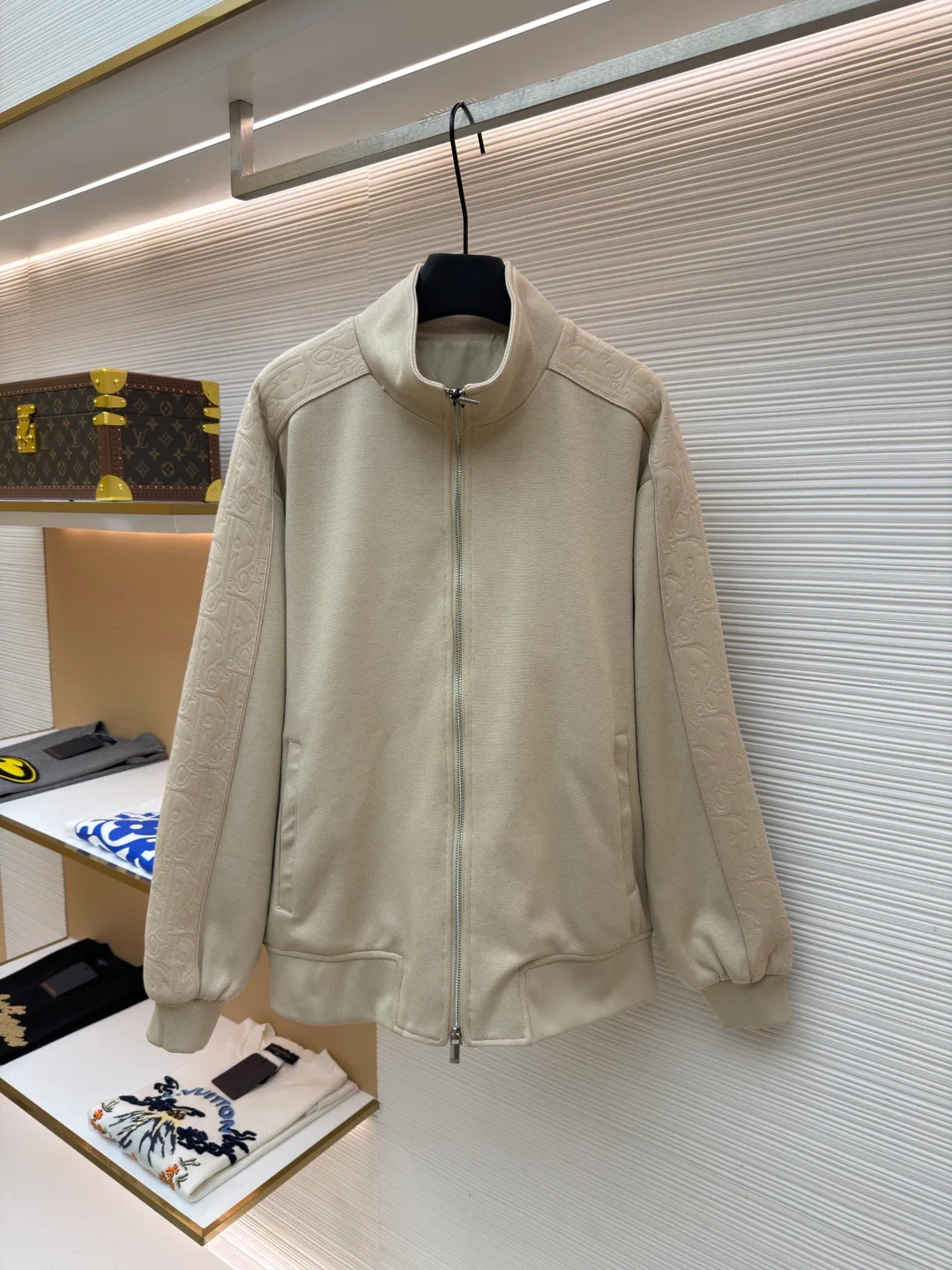 Куртки И Пуховики Мужские Christian Dior 10088643