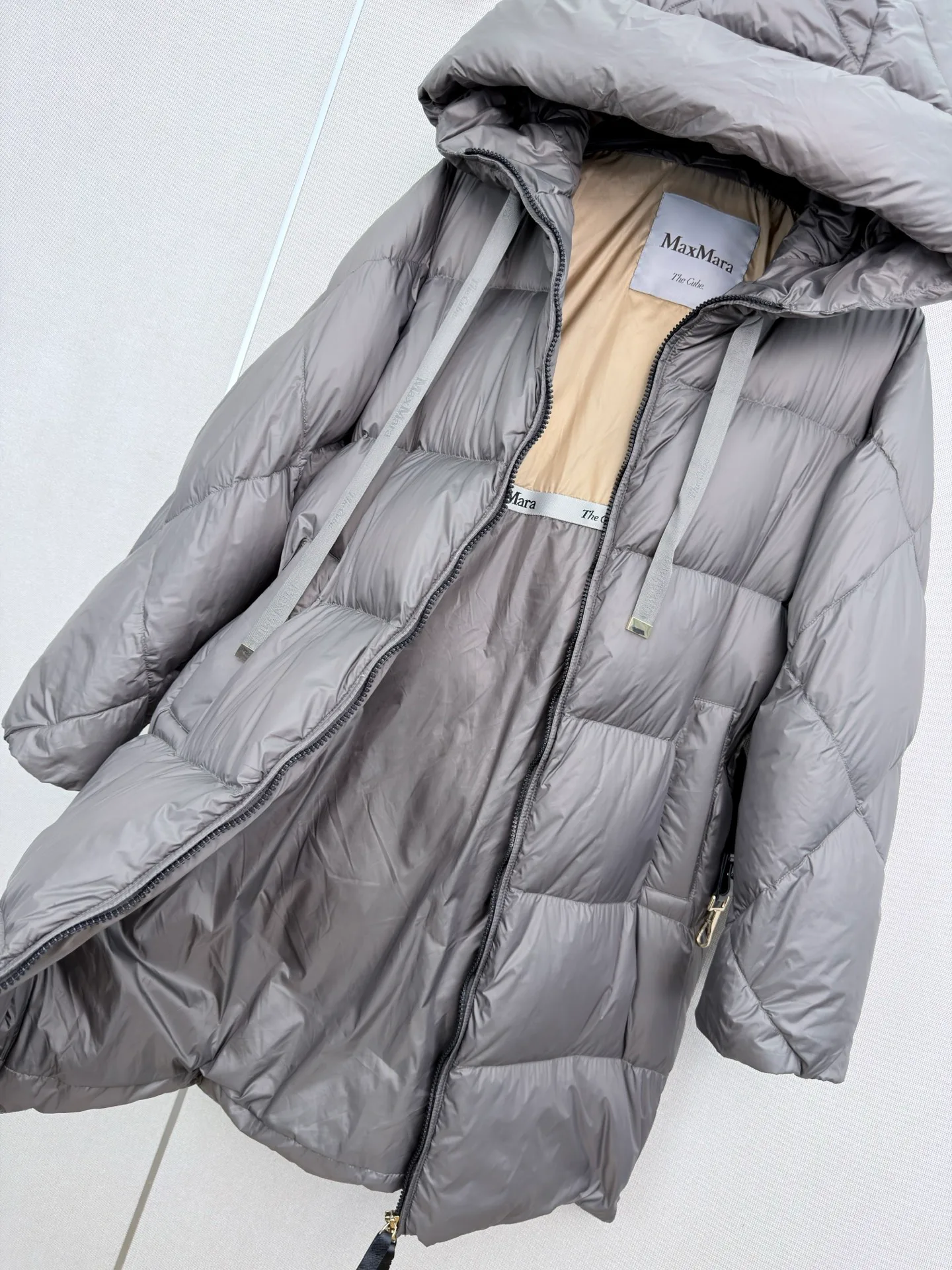 Куртки И Пуховики Женские Max Mara 18056072