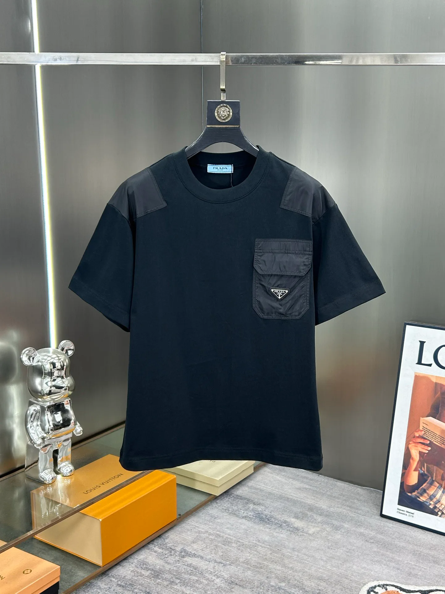 Футболки Женские Prada 11615895