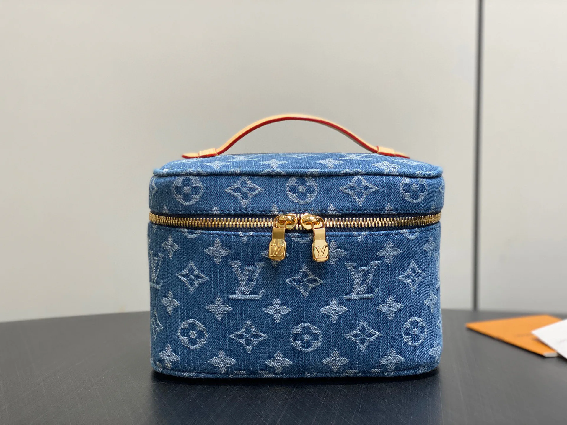 Клатчи Женские Louis Vuitton 11509359