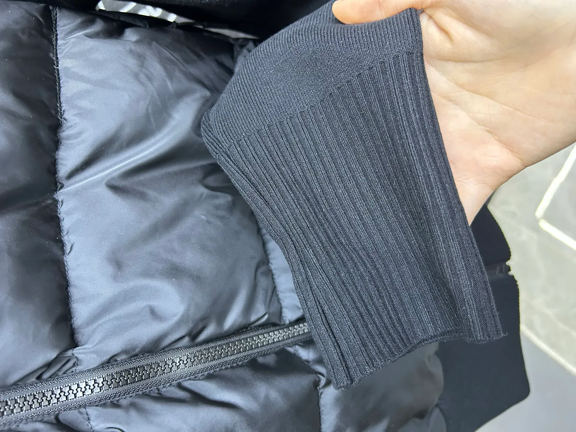 Куртки И Пуховики Женские Canada Goose 212213