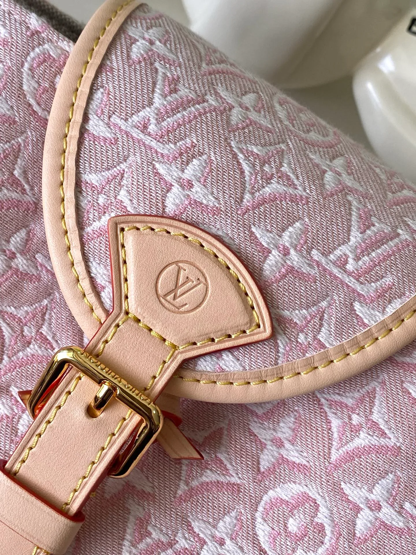 Классические Сумки Женские Louis Vuitton 18170465