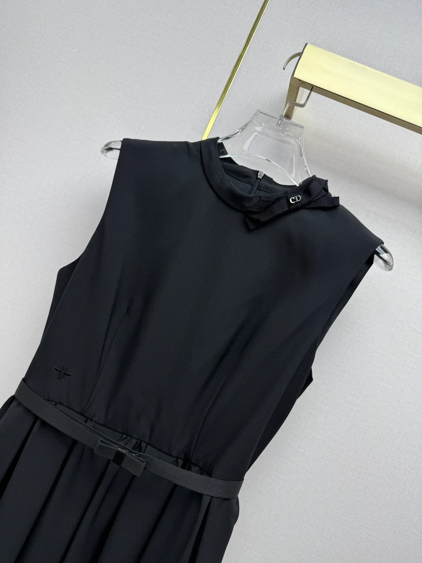 Платья Женские Christian Dior 11421711