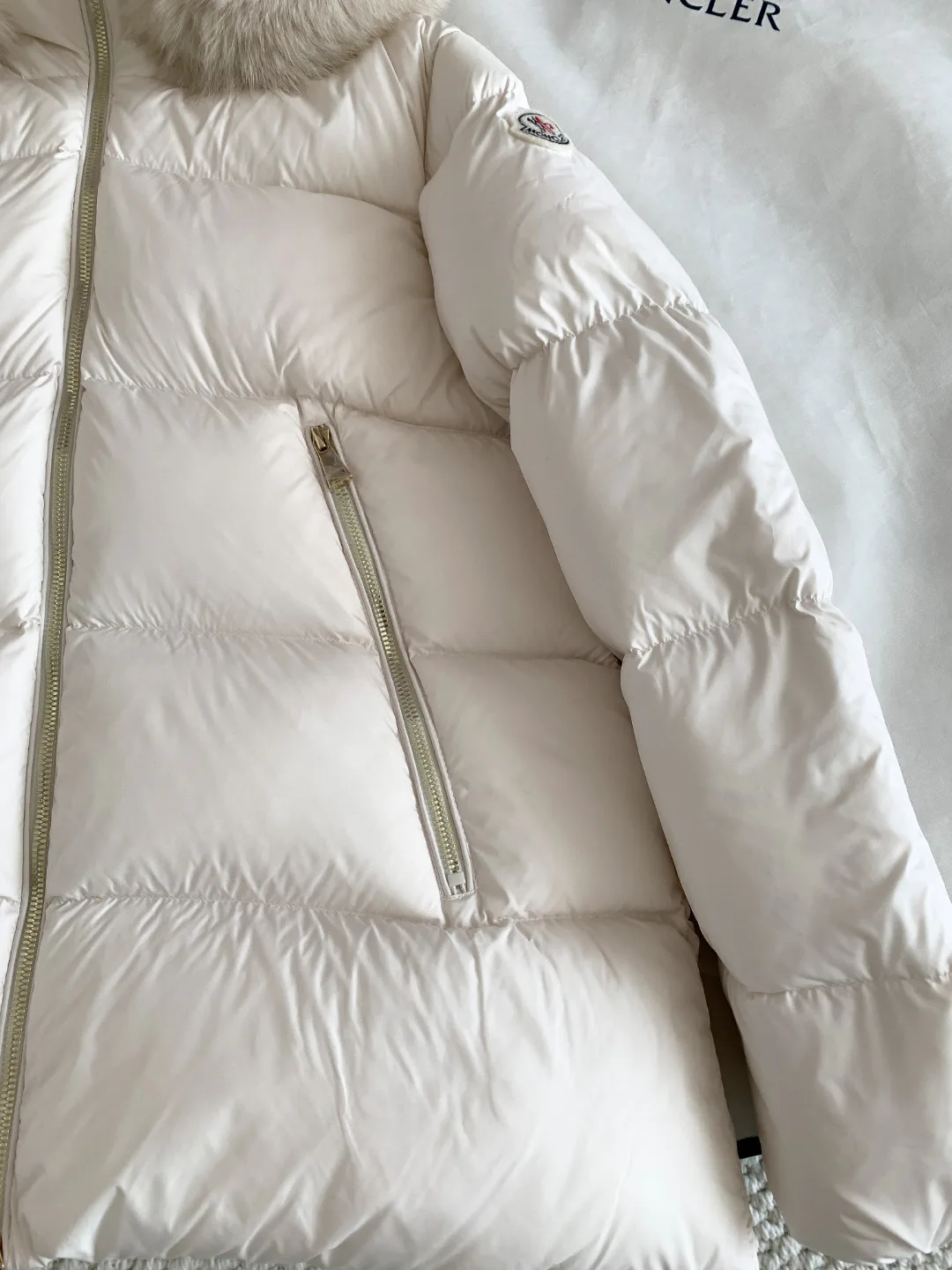 Куртки И Пуховики Женские Moncler 723416