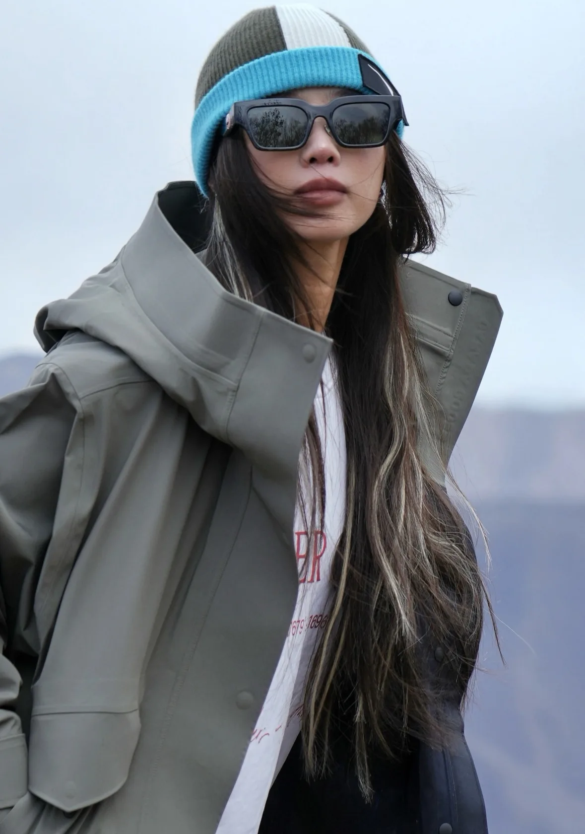 Куртки И Пуховики Женские Canada Goose 18132014