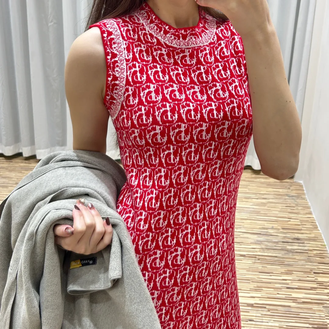 Платья Женские Christian Dior 3585