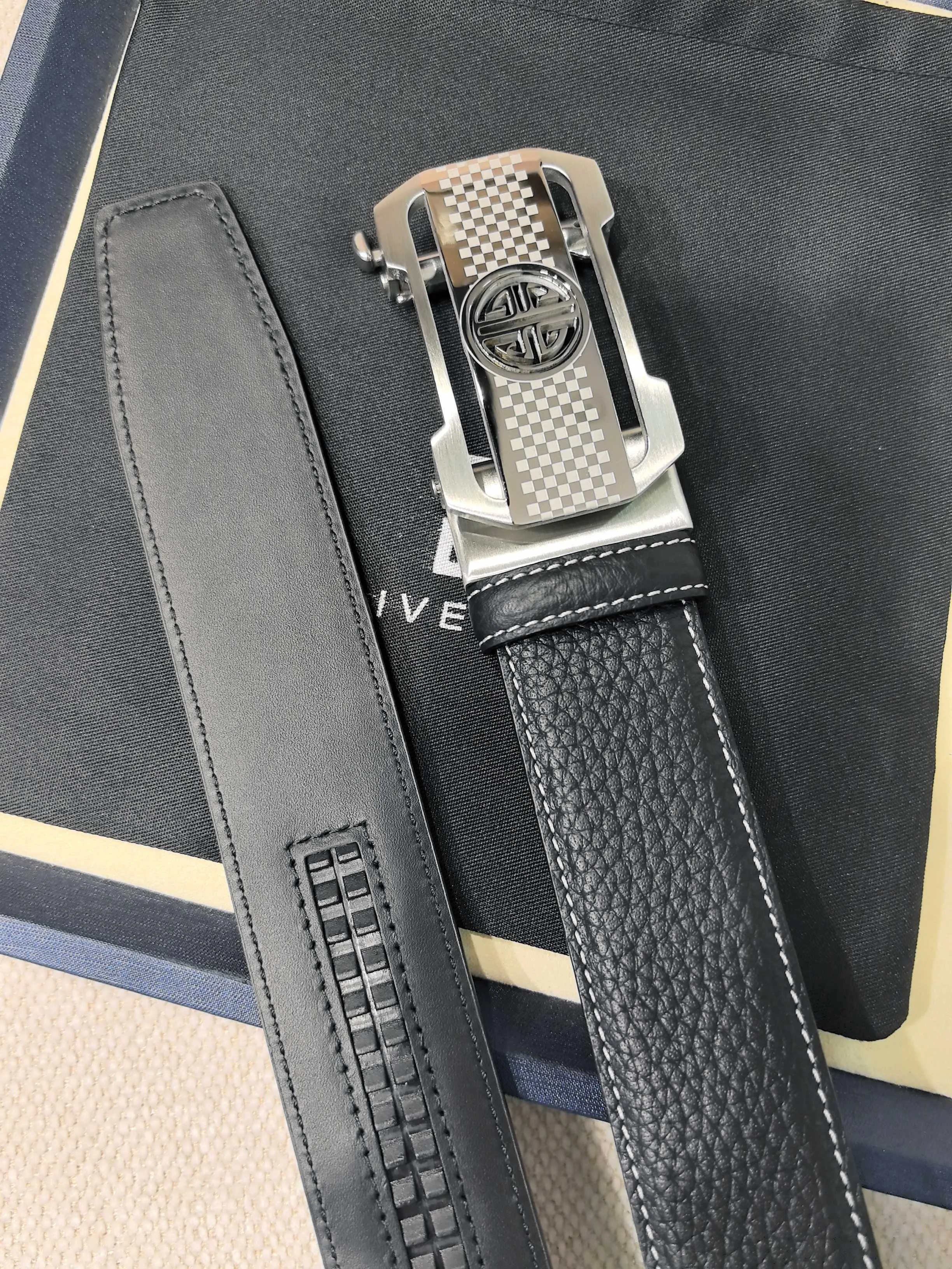 Ремни Givenchy 832195