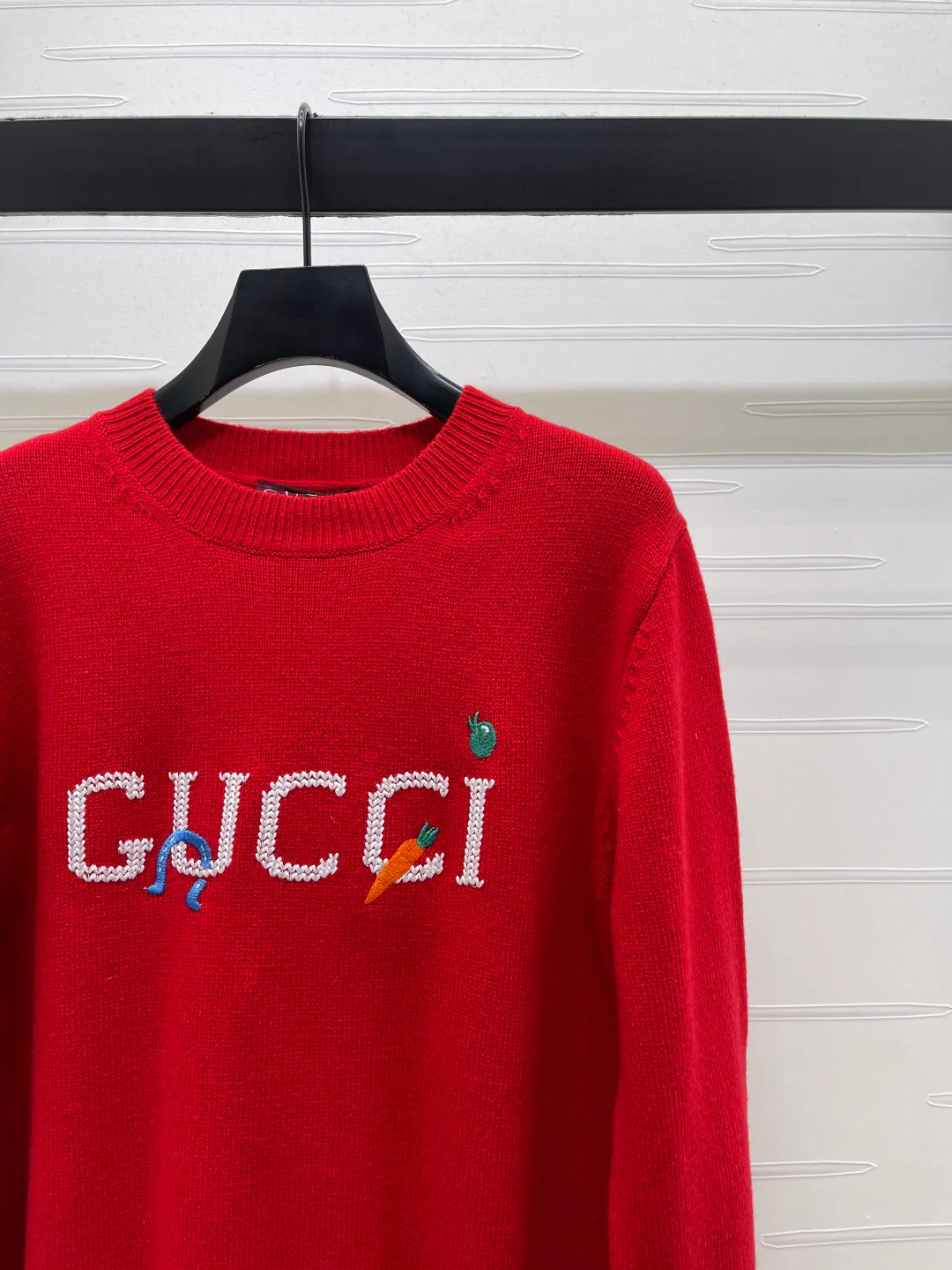 Джемперы И Свитеры Женские Gucci 688016