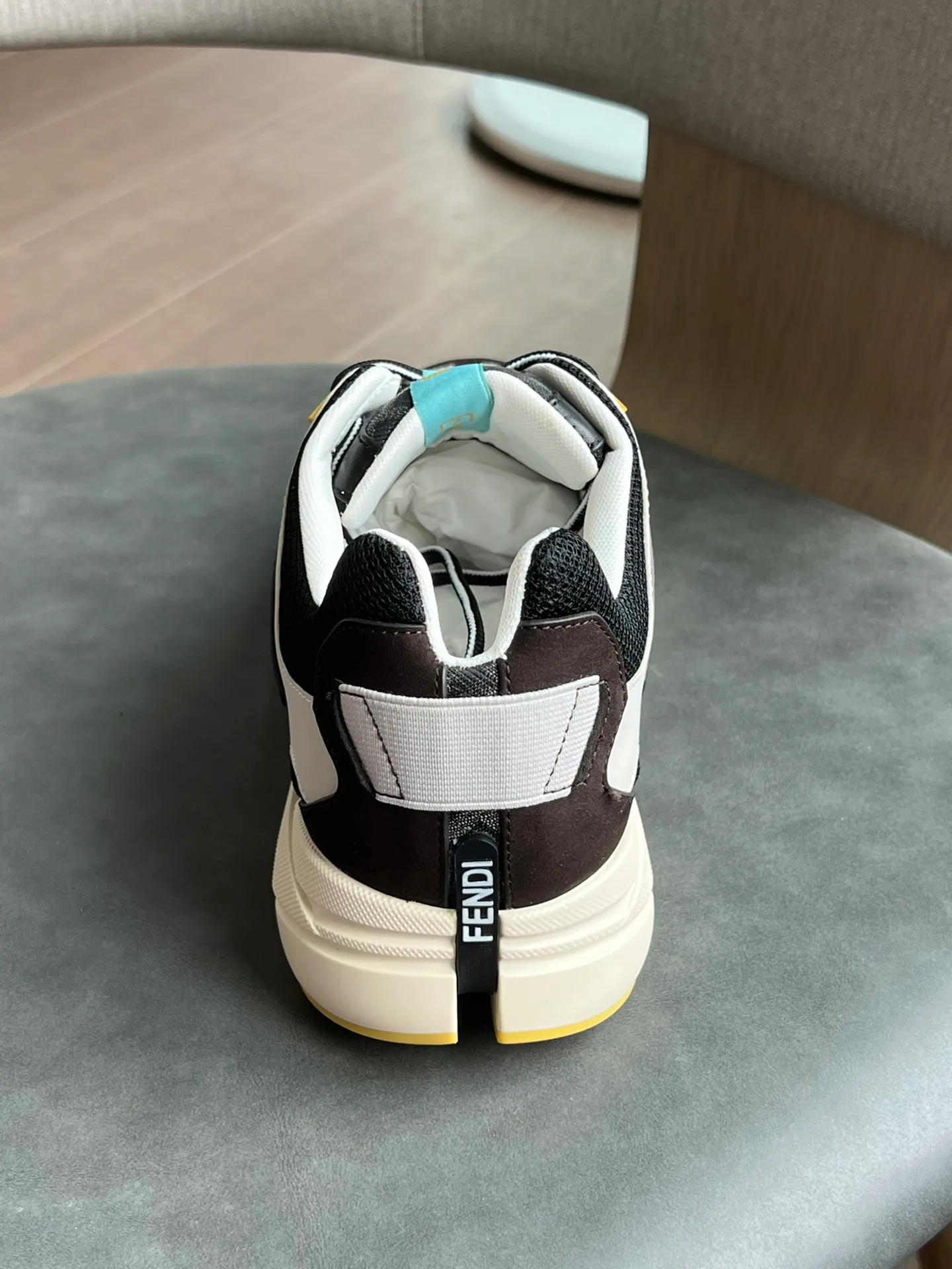 Кроссовки Женские Fendi 353525