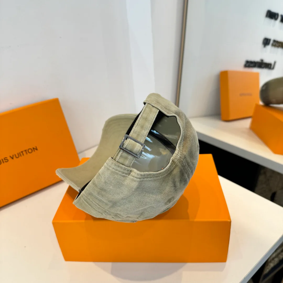 Головные Уборы Louis Vuitton 12662018