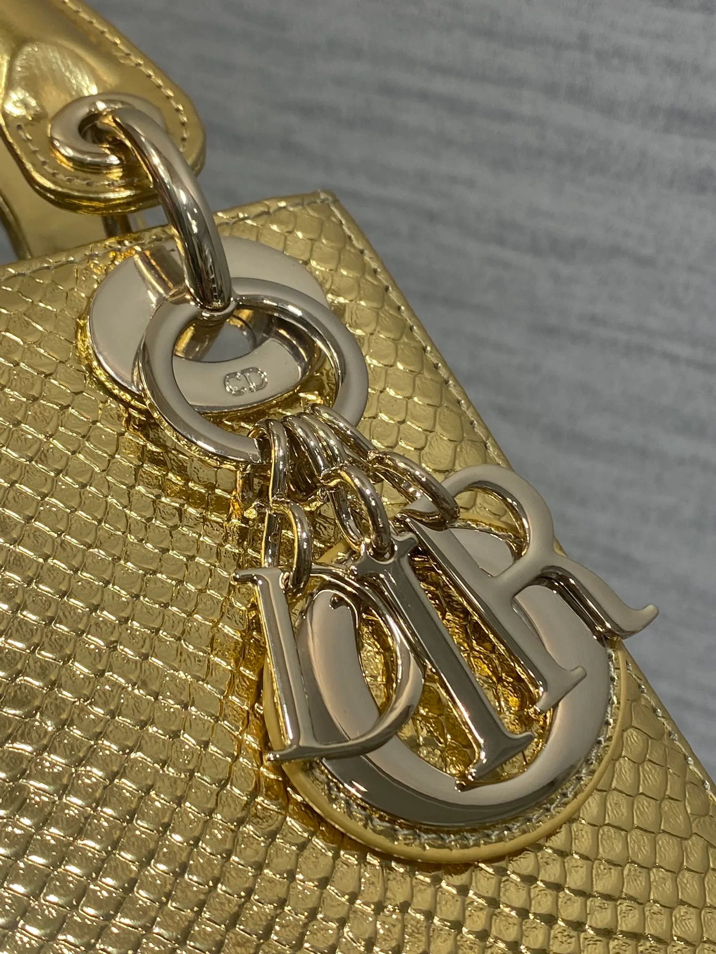 Классические Сумки Женские Christian Dior 12817892