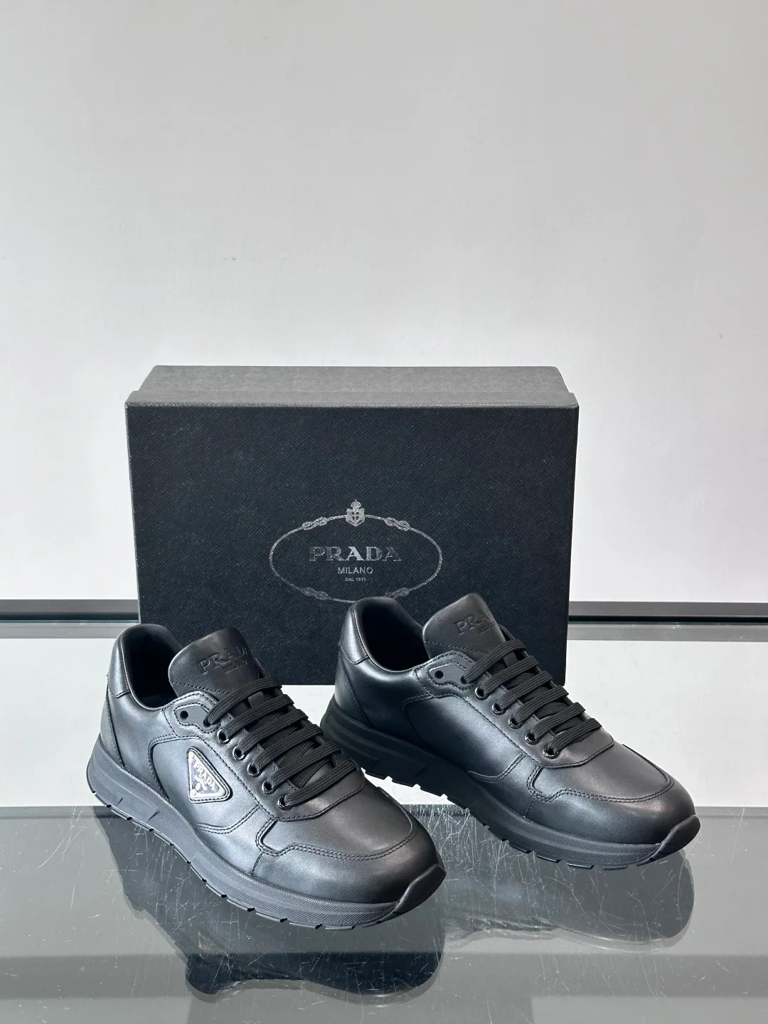 Кроссовки Мужские Prada 11299544