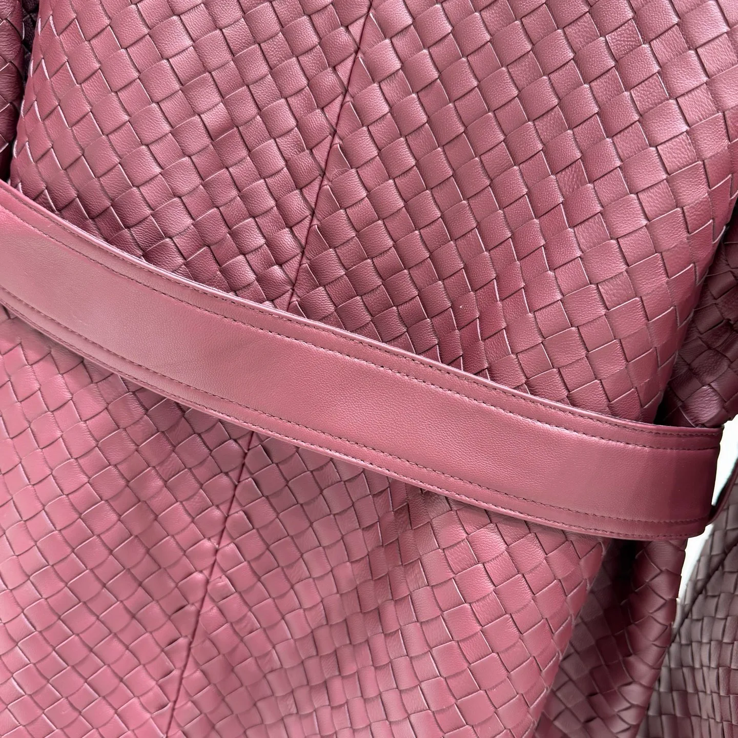 Кожаные Куртки И Дублёнки Женские Bottega Veneta 18335422