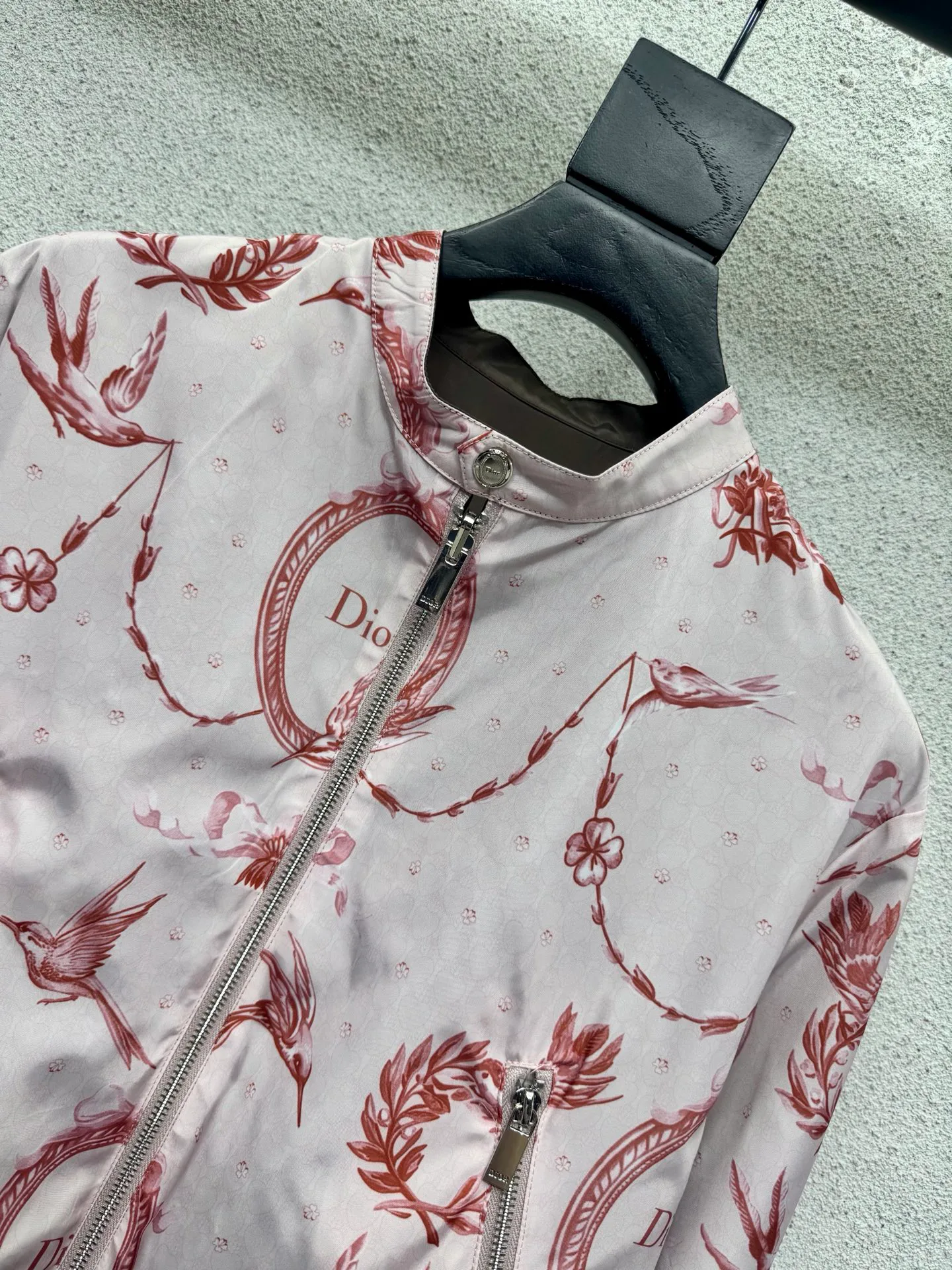 Куртки И Пуховики Женские Christian Dior 18757571