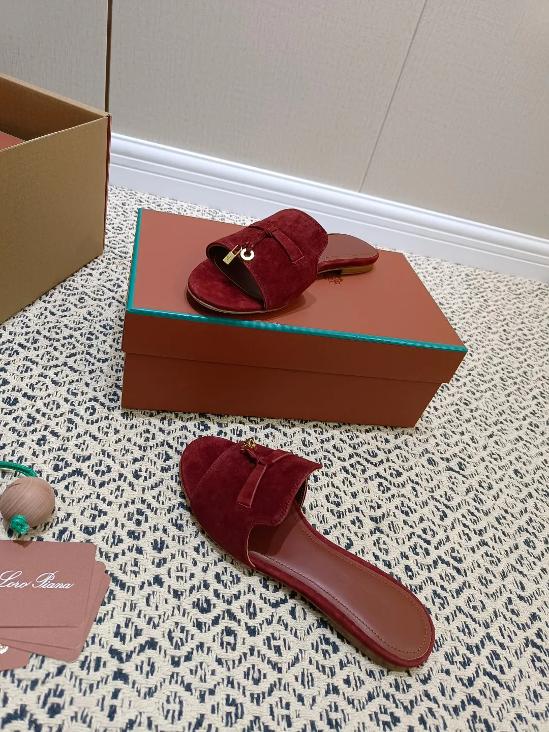 Шлепанцы Женские Loro Piana 8408