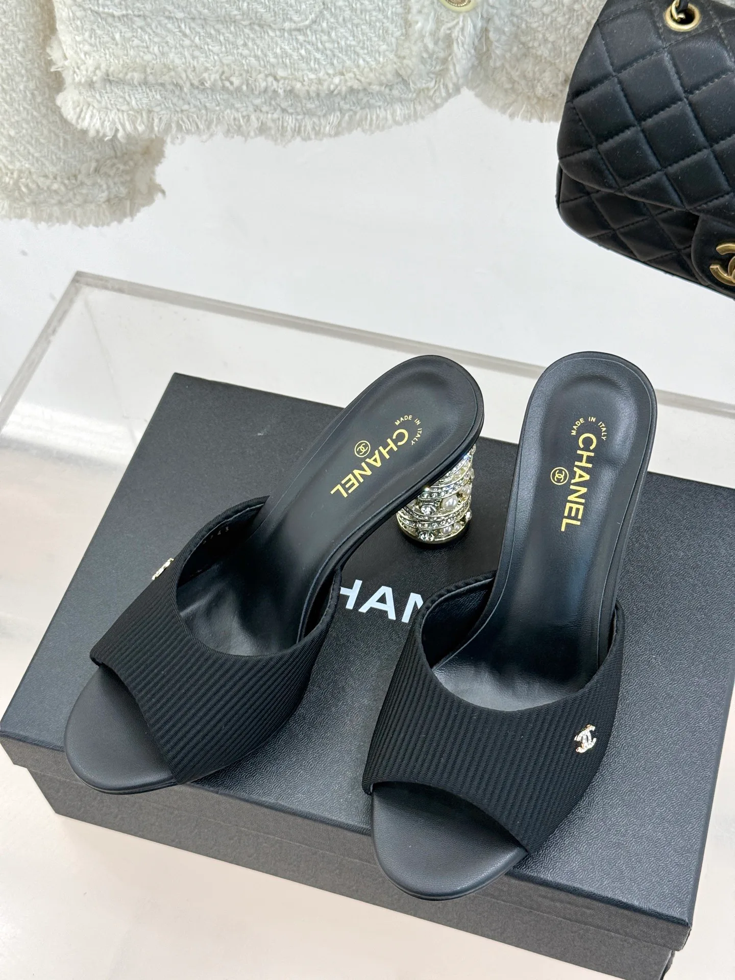 Туфли Женские Chanel 12330969