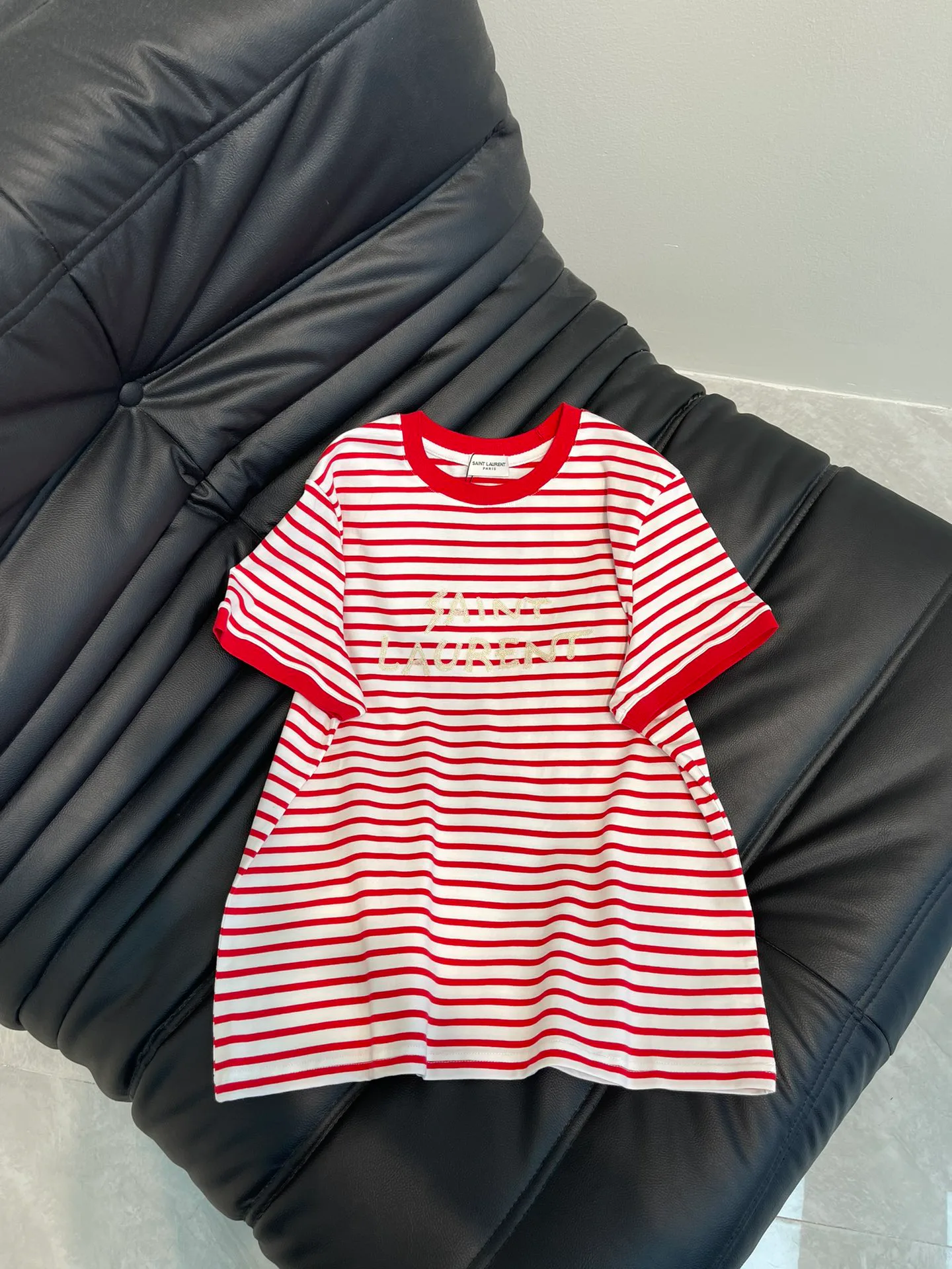 Футболки Женские Saint Laurent 30937