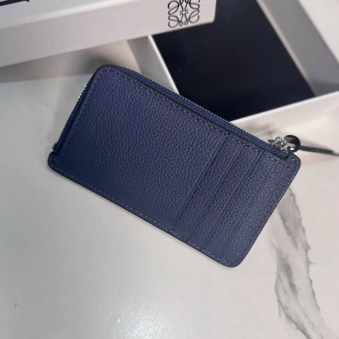 Клатчи Женские Loewe 17082946