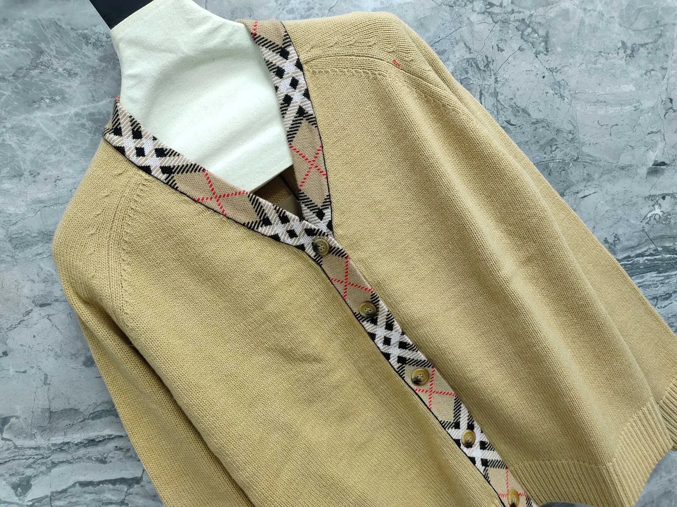 Джемперы И Свитеры Женские Burberry 931470