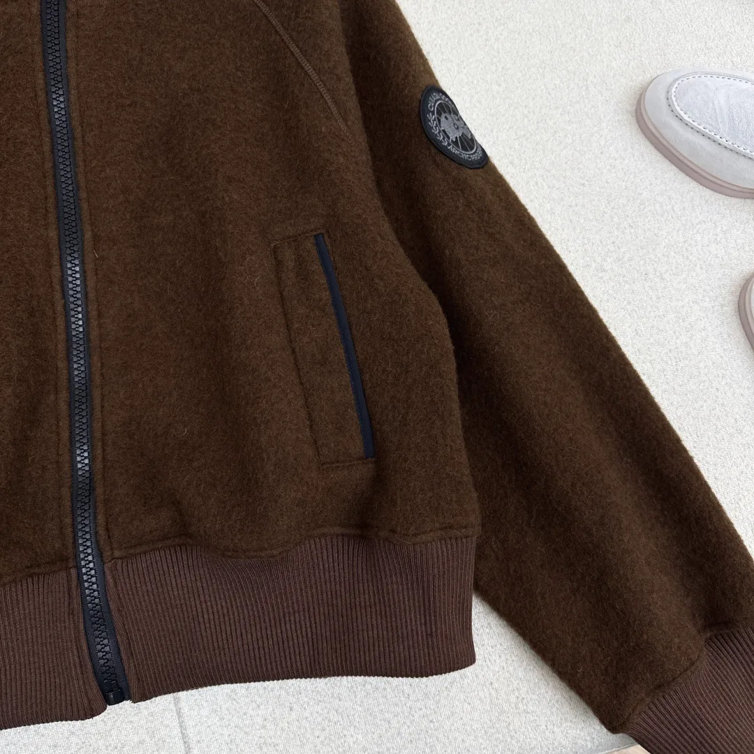 Куртки И Пуховики Мужские Canada Goose 1265466