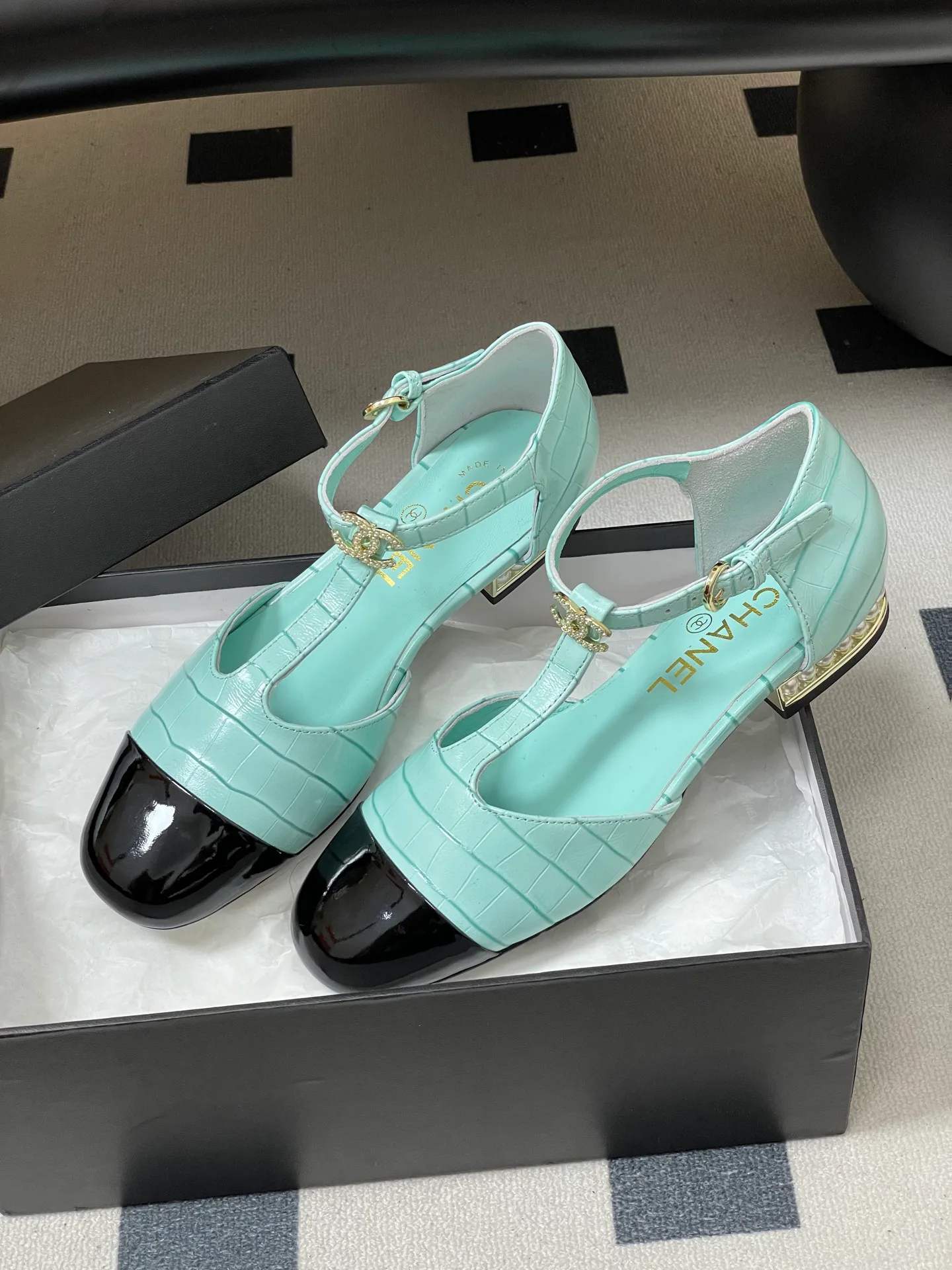 Туфли Женские Chanel 11682370
