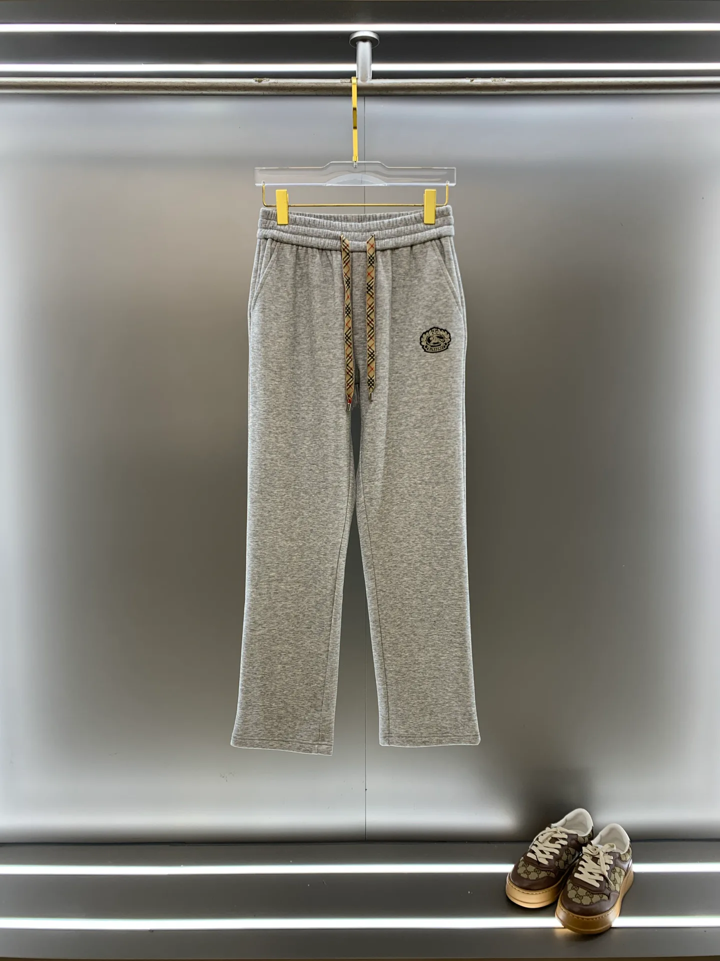 Брюки Женские Burberry 819023